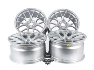 19" Apex EC-7 Race Silver - Staggered Set 