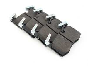 Front JCW Premium Low-Met OE Equivalent Pad Set P 06 068