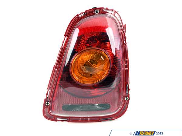 Depo Tail Light - Right 882-1908R-AQ-YR 63212757010