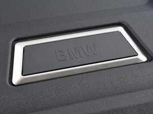 FITTED LUGGAGE COMPARTMENT M