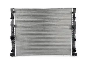 OEM Nissens Radiator - BMW G30 530i 540i, G11 740i
