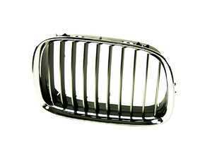 Genuine BMW Chrome Grill - Right - E39 540i  1997-2000