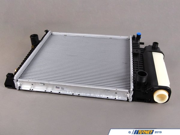 Nissens Nissens Radiator With Expansion Tank - E30, E36, Z3 17111728907