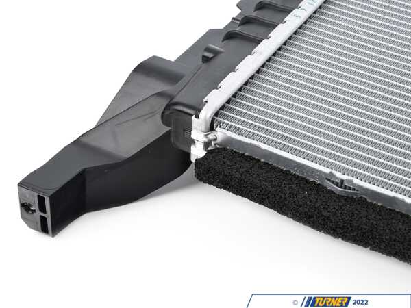 17218713902 Radiator 17117617635 - Aluminum Radiator | Turner Motorsport