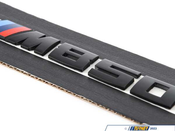 IND G15 M850i Painted Trunk Emblem - Clean Gloss Black IND-G15-TB-668