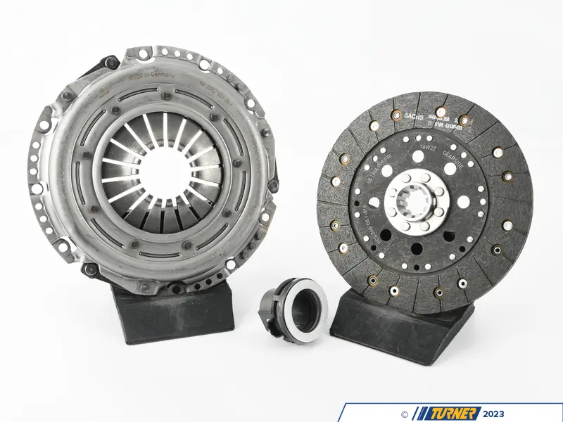 ZF製　パフォーマンスクラッチ　sachs  E46など 881864999978KT - Sachs Performance Clutch Kit - E46 M3 | Turner
