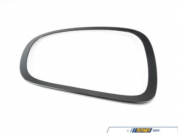 Bremmen Parts Rear Taillight Black Line Surround - Right 63217464172