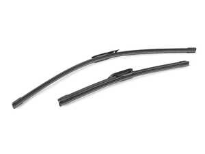 SET OF WIPER BLADES