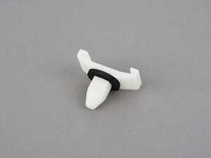 PLUG-IN RETAINER