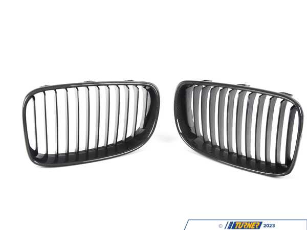 AUTOTECKNIC AUTOTECKNIC Carbon Fiber Front Grille Set  - E82/ E88 - Pre LCI ATK-BM-0201