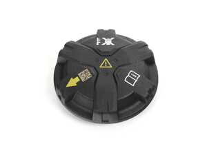 SCREW CAP FOR EXPANSION TANK
