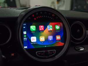 7" CarPlay & Android Auto Multimedia System & Flat Bottom Carbon Fiber/Leather Steering Wheel