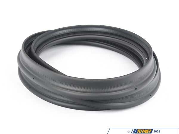 Genuine BMW Genuine BMW Trunk Lid Sealing 51767379602