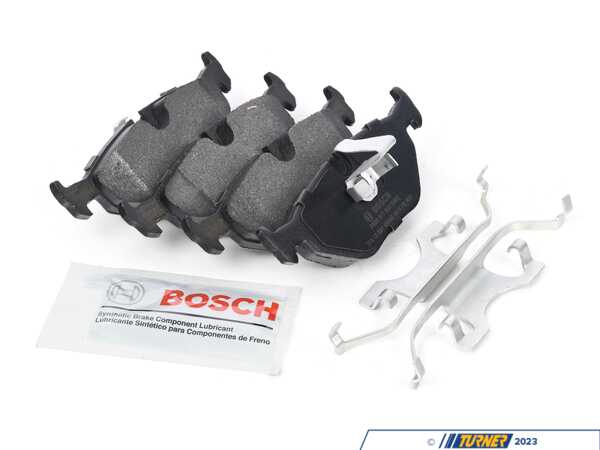 Bosch Bosch QuietCast Semi-Metallic Brake Pads - Rear - BMW E39 525i 528i 530i 540i BP1239