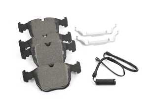 Bosch QuietCast Semi-Metallic Brake Pads - Front - BMW E39 530 540 M5, E38 740i/iL, E53 X5