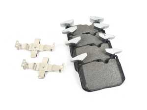 Bosch Blue Semi-Metallic Brake Pads With Hardware - Front - BMW F3X 335 340 435 440, F8X M3 M4