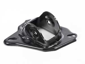 BRACKET, TRAILING ARM RIGHT