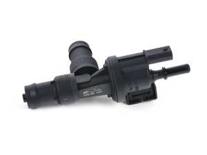 Fuel Tank Breather Valve (US Models)