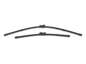 SET OF WIPER BLADES