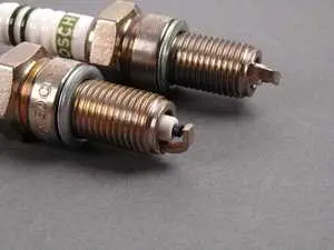 OEM Bosch Spark Plugs - Set Of Four (#X5DC)