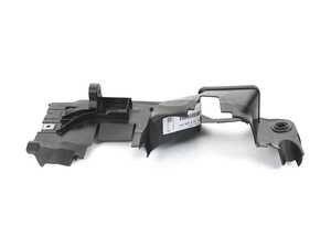 AIR DUCT, RADIATOR, FRONT LE