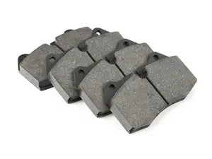 Low-Metallic Front Brake Pad Set 