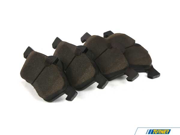 ECS ECS EP24 "Enthusiast Performance" Front Brake Pad Set EP24-939