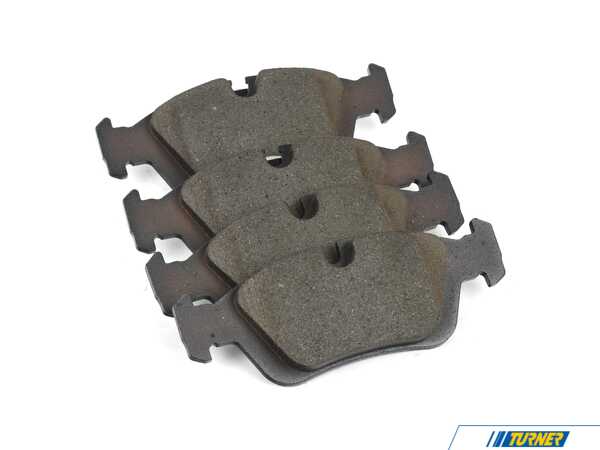 ECS ECS EP24 "Enthusiast Performance" Front Brake Pad Set EP24-558