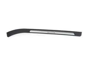 Genuine BMW 3ront Right Entrance Cover - 51488220224 - Schwarz/Chrom