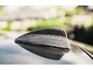 AutoTecknic Dry Carbon Roof Antenna Cover - F10 M5 | 5-Series