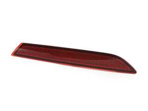 REFLECTOR, REAR RIGH