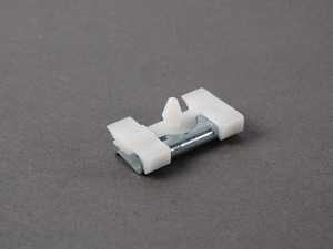 Windshield Molding Clip - Priced Each