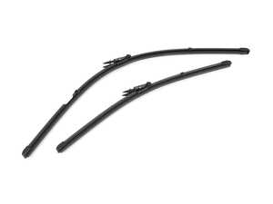 SET OF WIPER BLADES