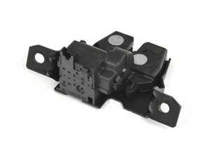TRUNK LID LOCK