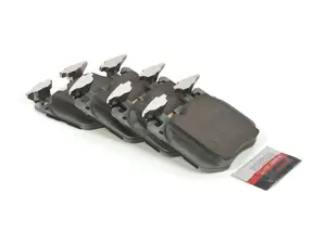 Brembo - NAO Ceramic FRONT Brake Pads - G30, G20, G14, F97