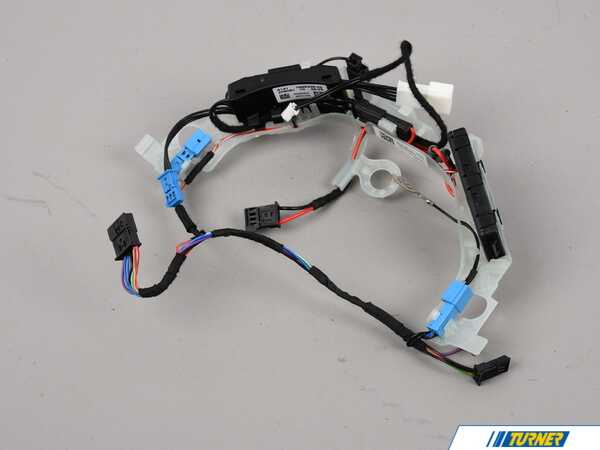 Genuine BMW CONNECTING LINE, STEERING WH 32307908508