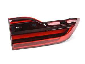 TAIL LIGHT TRUNK LID LED LEF
