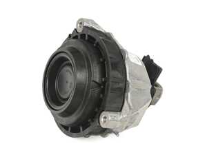 ENGINE MOUNT, RIGHT