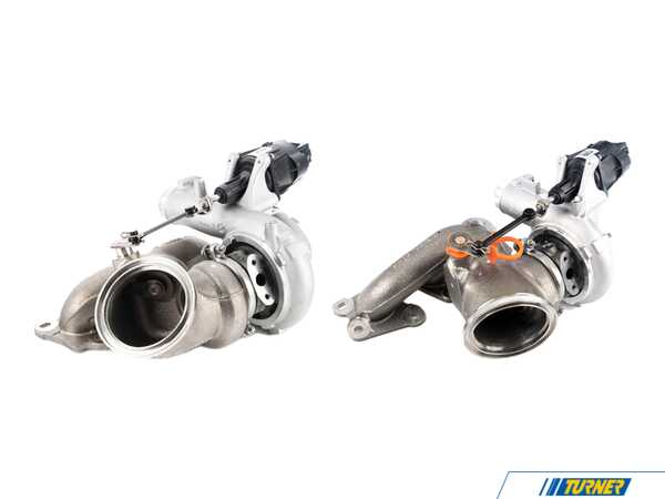 Packaged by Turner Mitsubishi Turbochargers With Manifolds - Front And Rear Position  11657849650/1KT2