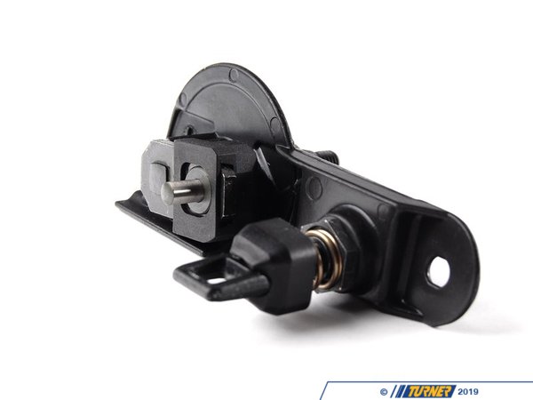 Genuine BMW Genuine BMW Rear Wiper Pivot - E46 325xi 325i 323i 61628220831