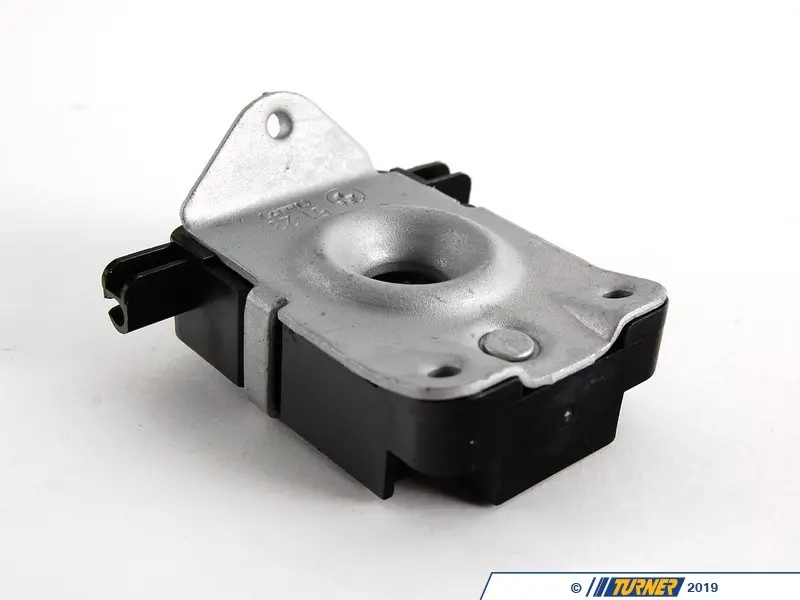 Front Lower Hood Latch For BMW E60, E61, E63, E82, E83, E90, E92, E93 – 51237115229 Replacement