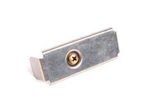 Fuel Pipe Bracket - E38