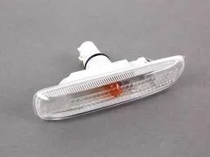 Genuine BMW Clear Fender Side Marker - Right - E46 323i 323Ci 325i 325Ci 325xi 328i 328Ci 330i 330Ci 330xi