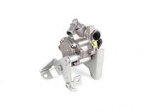 OEM LuK Power Steering Pump - E46 325i 325ci 330i 330ci