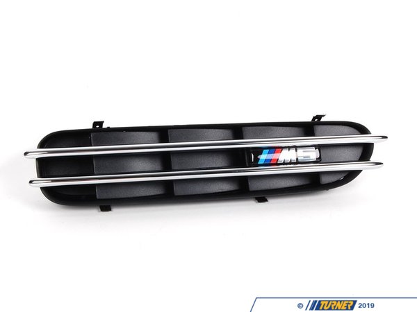 Genuine BMW Genuine BMW Fender Grille - right - E60 M5 51137896850