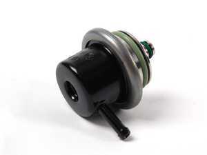 Genuine BMW Fuel Pressure Regulator - E31 850Ci M70 5.0L E32 750iL M70 5.0L E34 M5 S38 3.5L