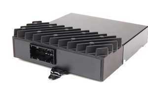Genuine BMW HiFi Amplifier - Z4 M Roadster Z4 3.0Si 2.5i 3.0i
