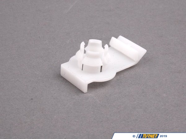 Genuine BMW Genuine BMW Clip - 51357011680 - E53 51357011680