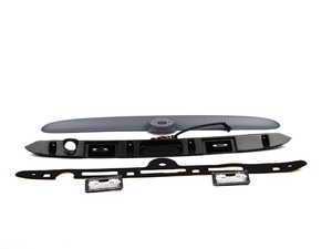 Genuine BMW Trunk Lid Trim/Handle - With Key Button - E46 323Ci 325Ci 330Ci M3 Convertible