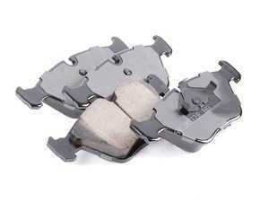 Akebono Front Euro Ceramic Brake Pad Set -- E32 E34 E36 E46 Z3